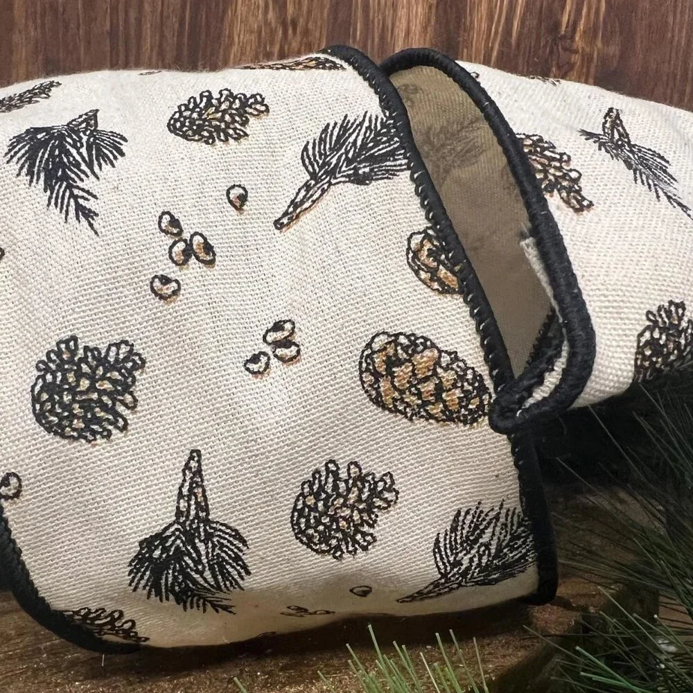 Canvas Pinecone Ribbon 4